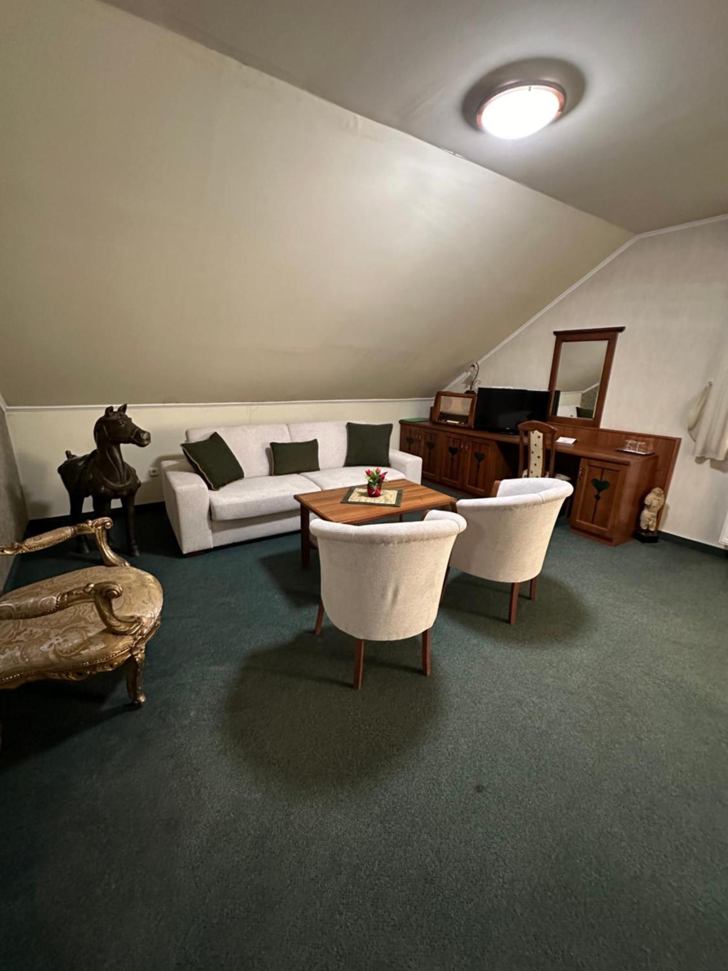 Kigyosi Csarda & Panzio Bed & Breakfast Fulopszallas Bagian luar foto