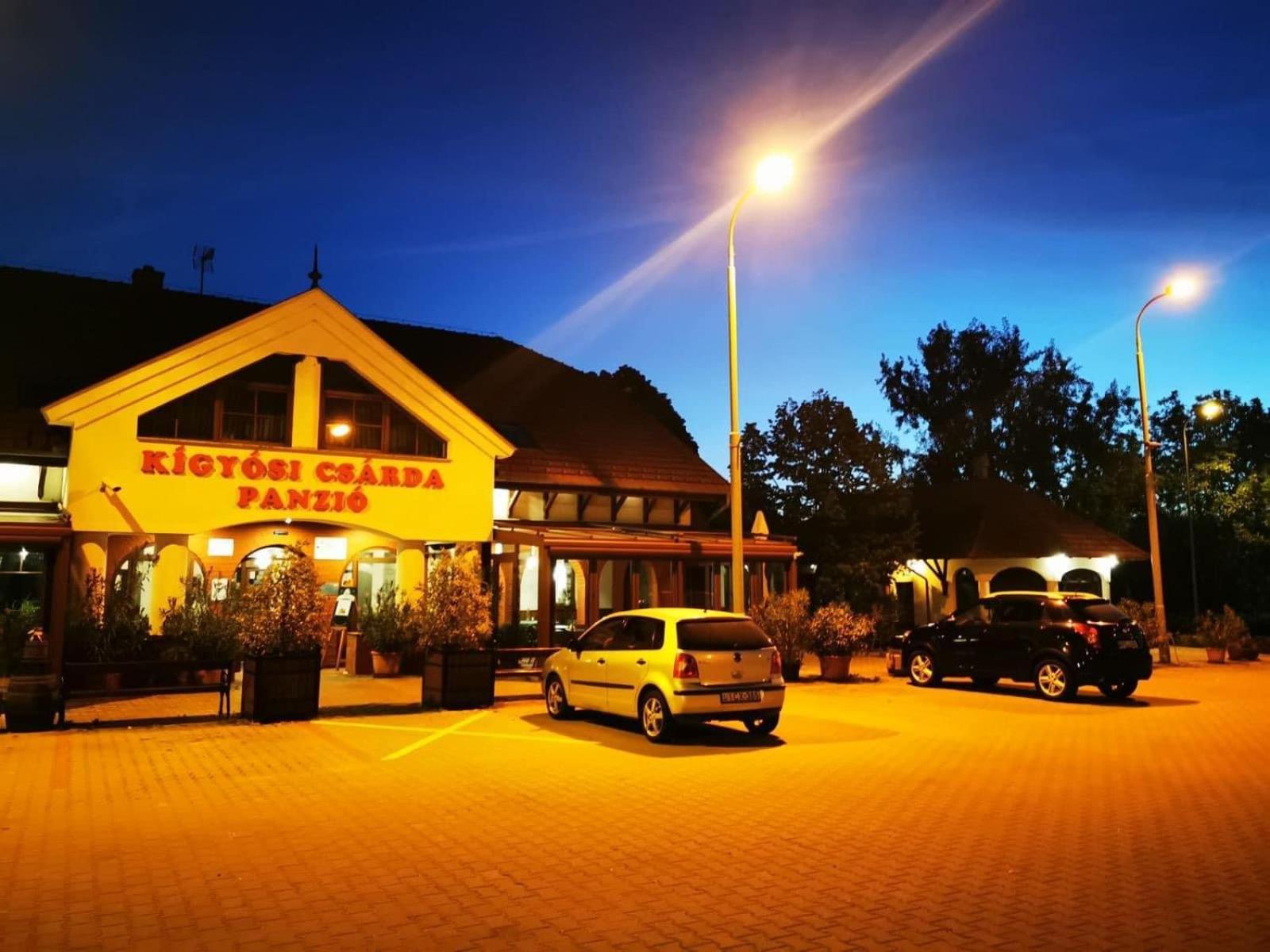 Kigyosi Csarda & Panzio Bed & Breakfast Fulopszallas Bagian luar foto